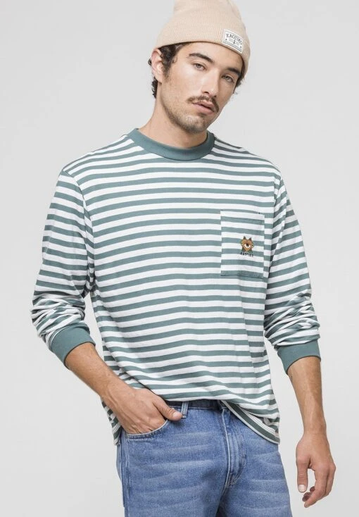 Kaotiko M/L Striped HeartMaglietta A Manica LungaGestreiftes Herz T Shirt Uomo T-shirt E Polo KAI22O01T-T11 -Kaotiko Negozio Di Abbigliamento Alla Moda 316dc7b4559a46acb64776396aedc0bb