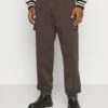 Kaotiko Pant Cuba Cargo UnisexPantaloniBrown Uomo Pantaloni KAI2100H0-O11 -Kaotiko Negozio Di Abbigliamento Alla Moda 3c65ae08e12246119463c5557f85dc21