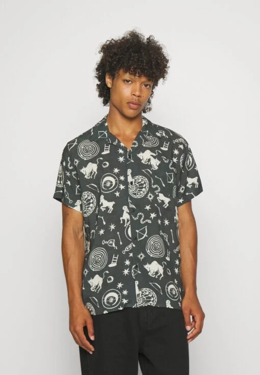 Kaotiko Zodiac Unisex - Camicia - Dark Grey -Kaotiko Negozio Di Abbigliamento Alla Moda 7335b54c603b4971aba286ce16f593f7 scaled